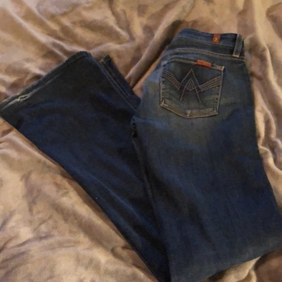 🌹 7 for all mankind size 26 ‘A’ pocket leg wider - Picture 2 of 16